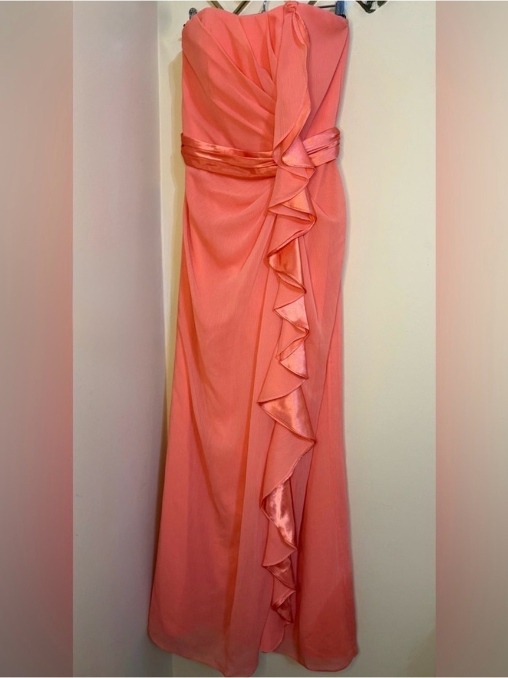 David’s Bridal Coral Maxi Dress size 4 Strapless A Line Formal Bridesmaid Prom